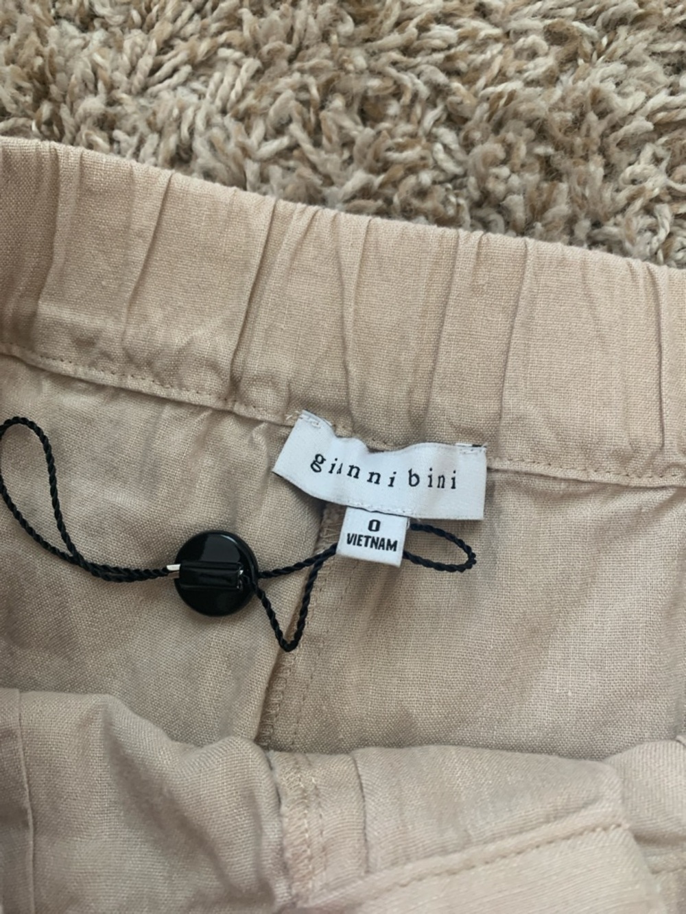 NWOT Women’s Gianni Bini Beige Khaki Elastic Waist Linen Blend Wide Leg Pants - Picture 3 of 8